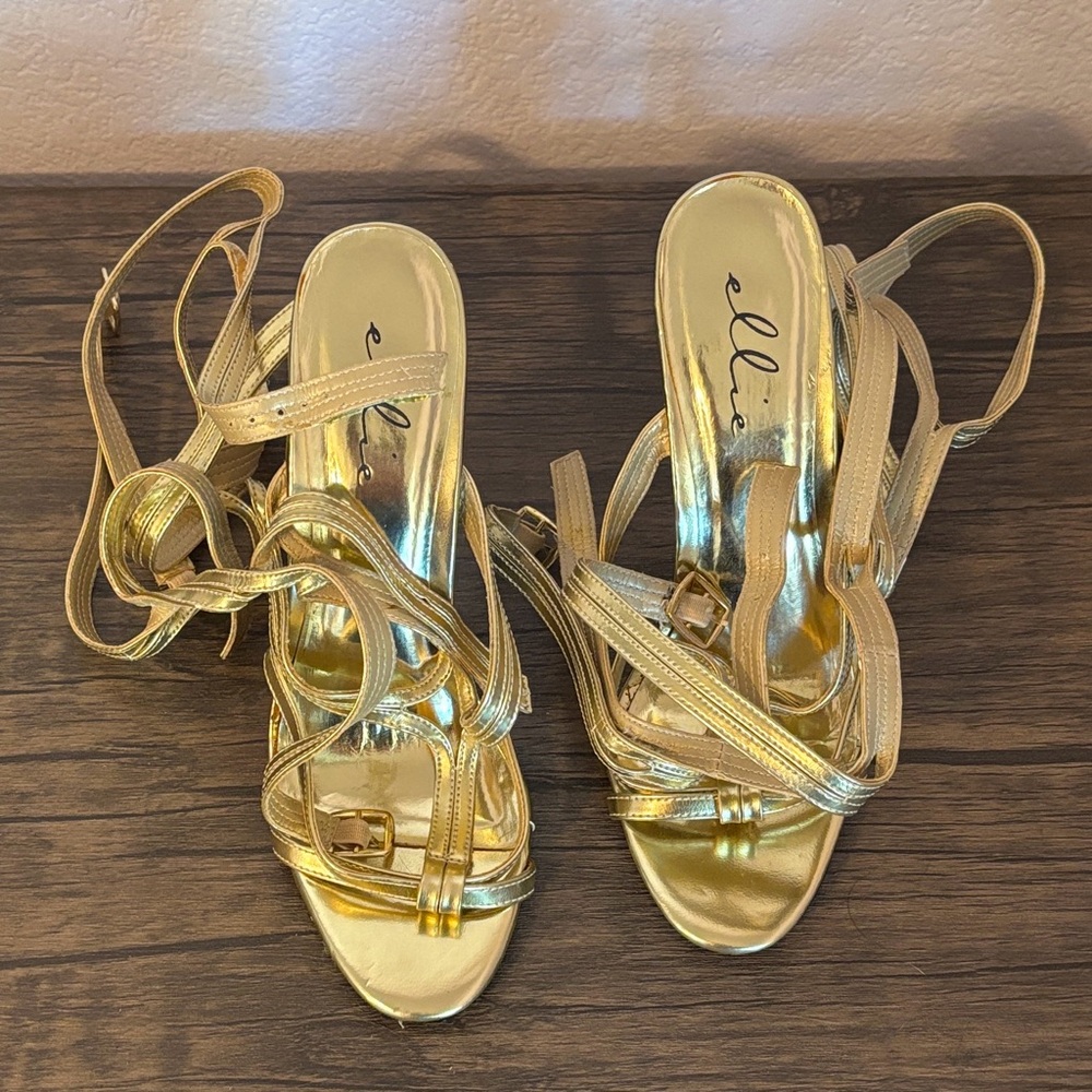 Ellie gold goddess lace heels shoes size 7